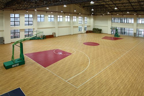 塑膠籃球場